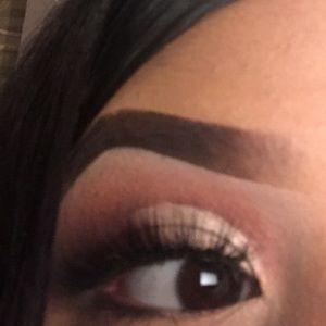 Meet your Posher, Aimy